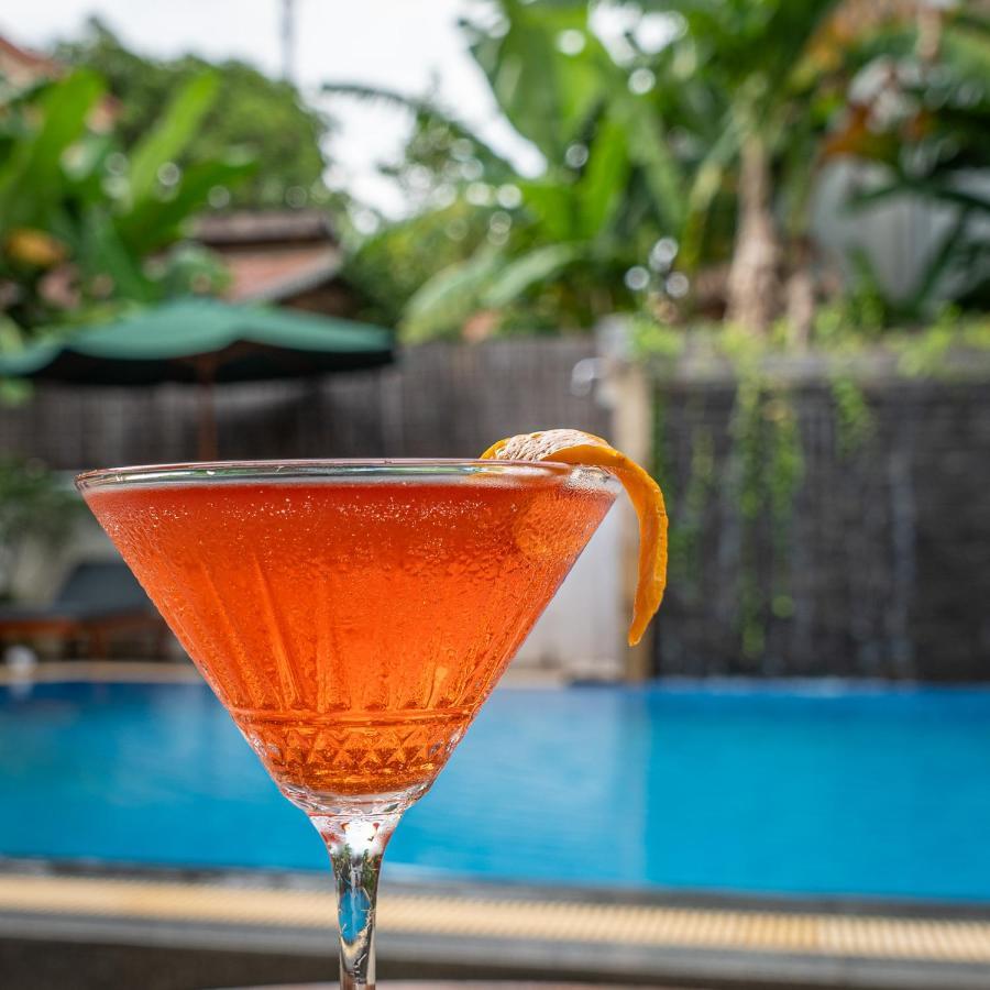 Habana Angkor Boutique Hotel Siem Reap Bagian luar foto