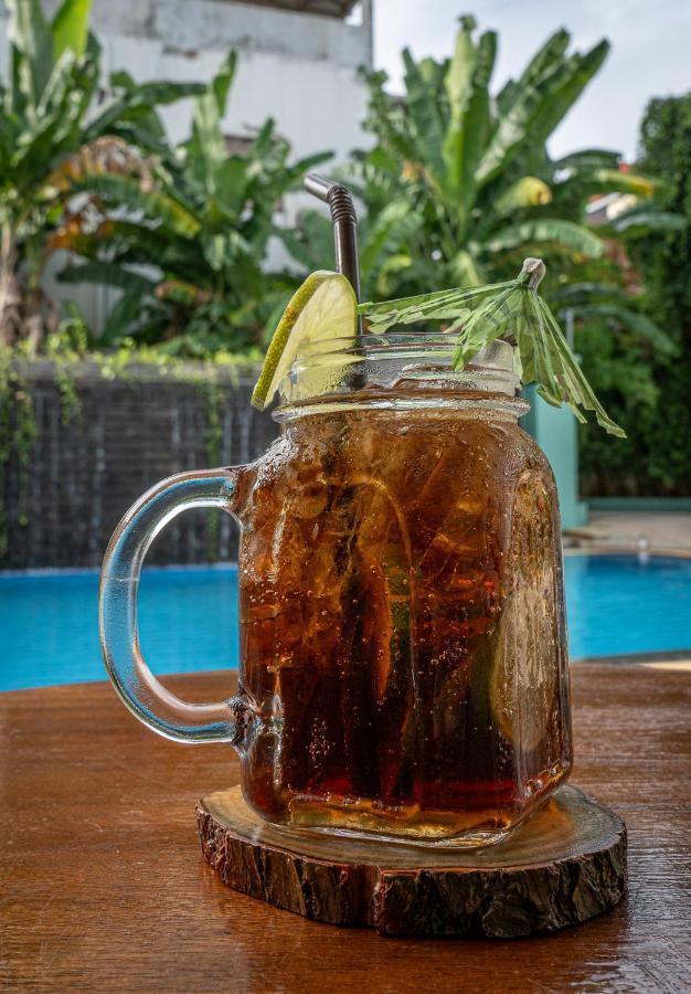 Habana Angkor Boutique Hotel Siem Reap Bagian luar foto